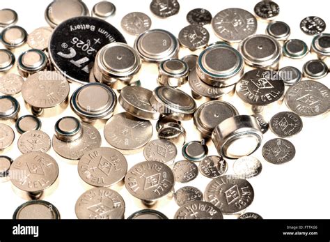 are there any high quality button cell batteries
